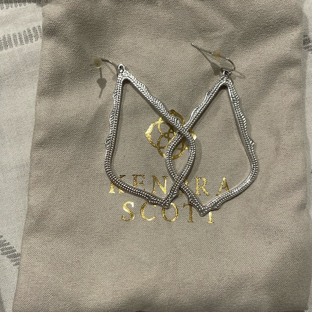 Kendra Scott Sophee Drop Earrings